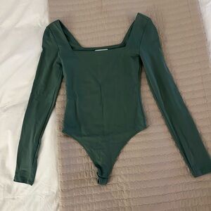 Aritzia long sleeve bodysuit